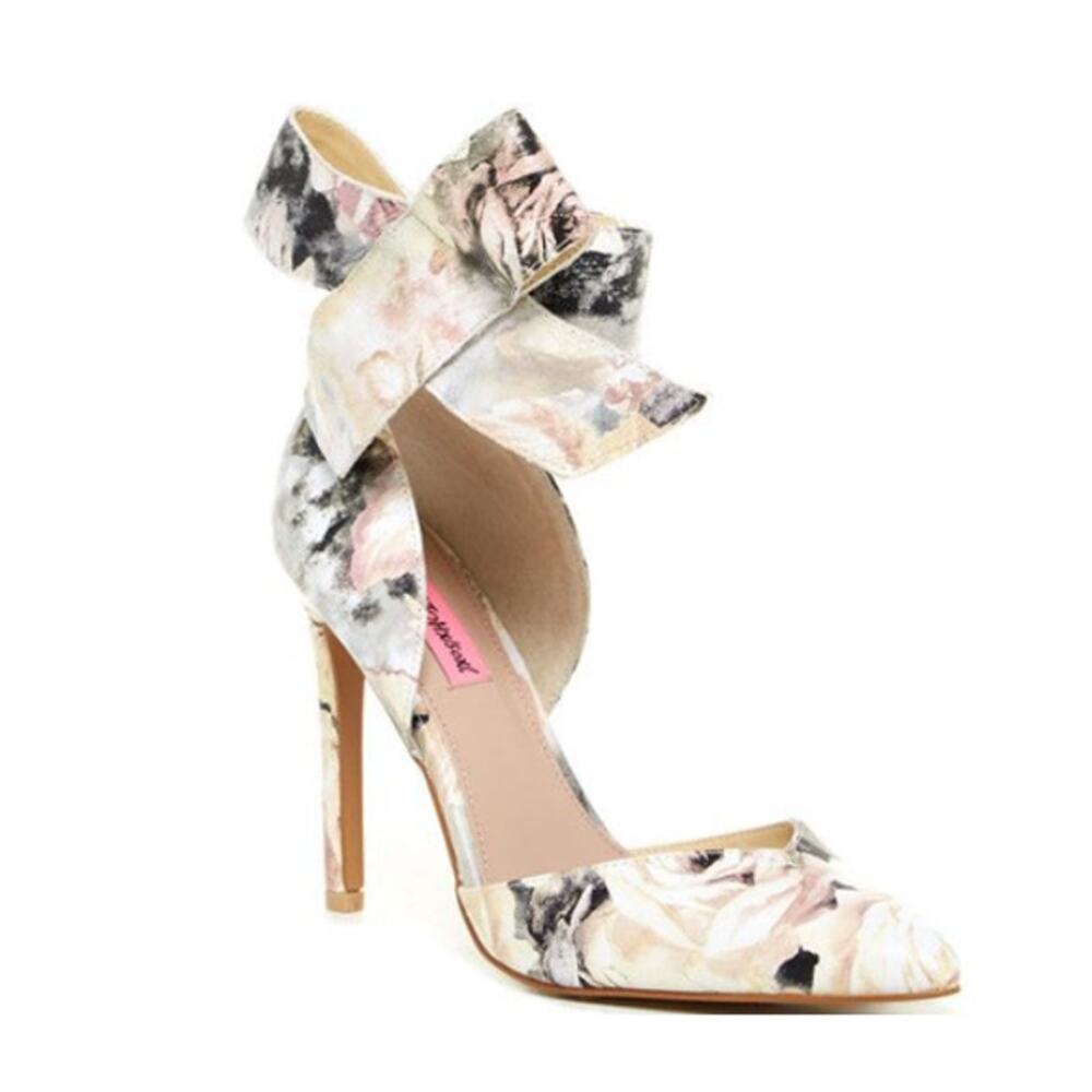 Betsey Johnson Size 7 Malissa Heels Pumps Floral Bow